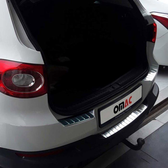 Protection Seuil De Coffre Arrière OMAC Brossé Inox Pour VW Touran 2003-2010 – Anti-Rayures Élégante
