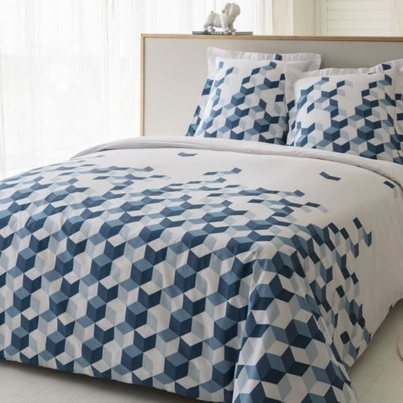 Housse de couette CELIA 240 x 220 +2 Taies placées avec volant coton tissage serré