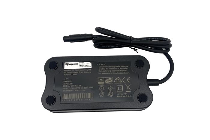 Para FOCUS JARIFA 27, Cargador De E-Bike 36V 3A