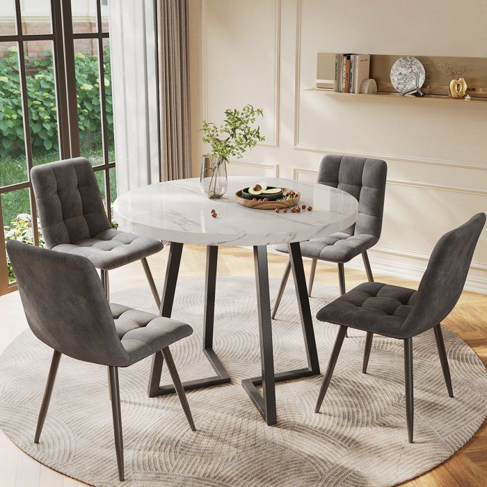 Ensemble de table à manger 140 x 80 cm avec 4 chaises - Moderne - En velours - Avec motif diamant - Pieds réglables - En velours gris - Plateau en MDF gris - Pieds noirs