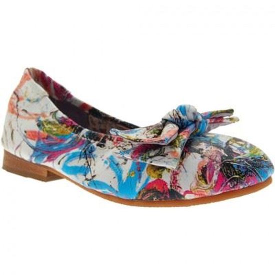 chaussures couleur pourpre