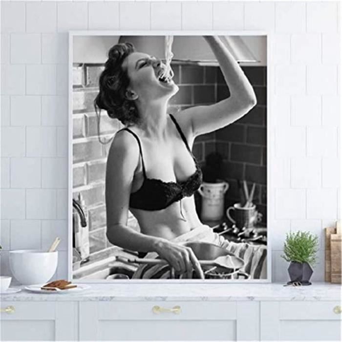 Poster vintage de nourriture italienne femme mangeant des Poster vintage de nourriture italienne femme mangeant des