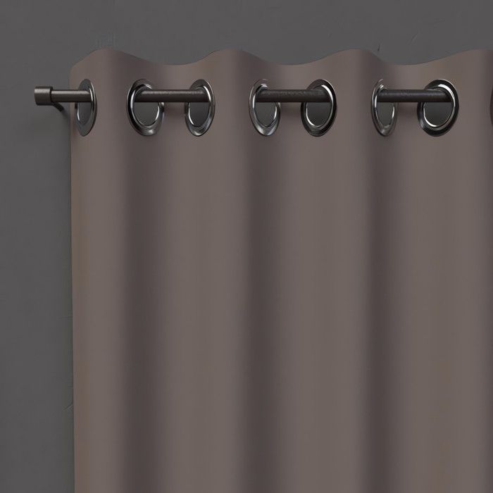 rideau sur radiateur