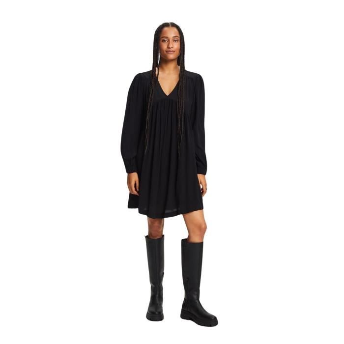 Robe femme sale esprit