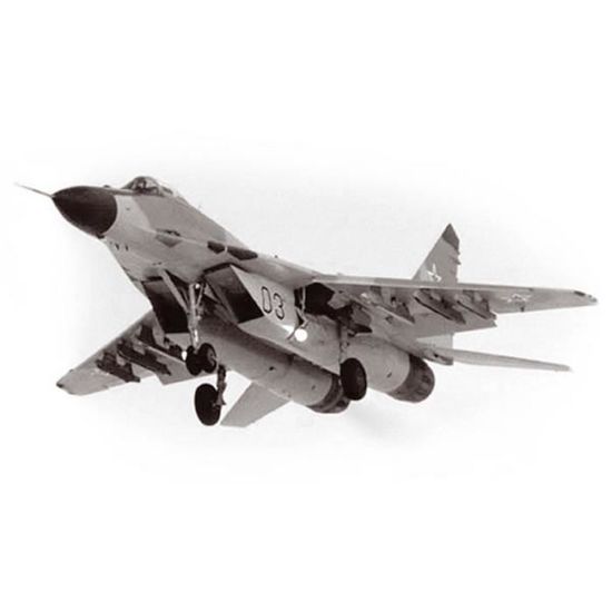Maquette avion : MiG-29C (9-13) - ZVEZDA - Aile Unique - Coloris Unique