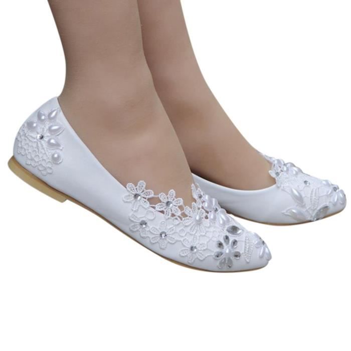 Chaussures decontractees Femmes pointues dentelle blanche perlee plate forme chaussures bas mariage blanc chaussures de sport Blanc Cdiscount Chaussures
