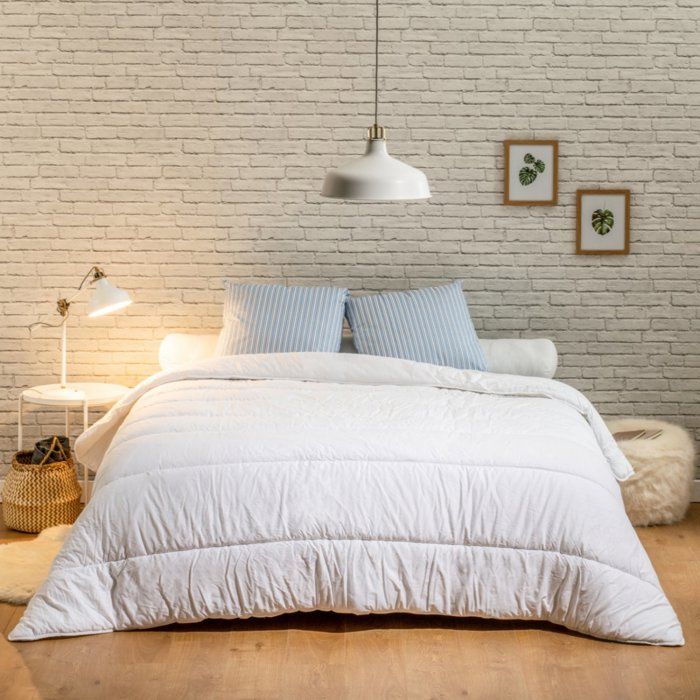 BLEU CALIN Couette 240x260cm L'Anti acariens Printemps Été - Anti bactérien et anti odeurs - Légère - Testé dermatologiquement
