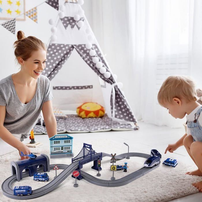 Circuit Train Électrique 3D 167 Pièces - Avec Loopings, Version 2026, Cadeau Enfant (USB)