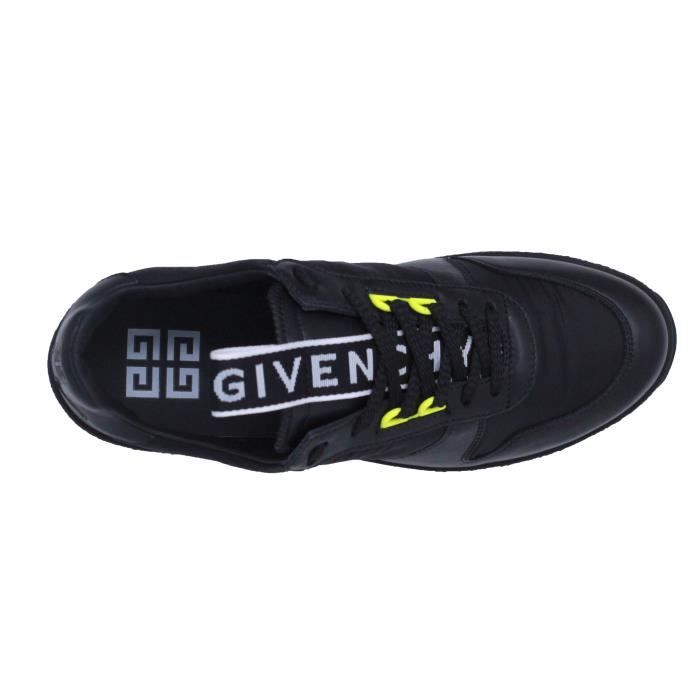 Givenchy on sale trainers black
