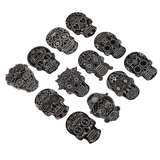 Vicloon Lot De 50 Kit D'images à Gratter Pour Enfant, Magic Rainbow Papier à Gratter Avec 4 Pochoirs, 5 Stylets En Bois, Scratch Art Pour Écriture, Jeux, Dessins, Bricolage - 8.5 X