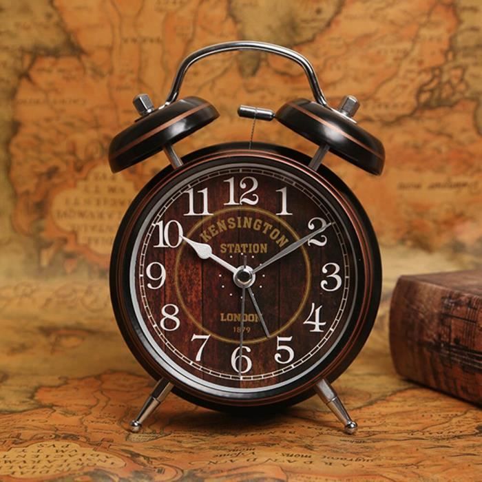 REVEIL A REMONTER ,E--Petite horloge de table rétro en métal, réveil