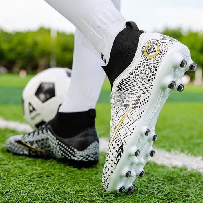 Chaussures de Football Garçon Chaussures de Football Enfants Chaussure Foot  Crampons Chaussures d'Entraînement de Football,noir
