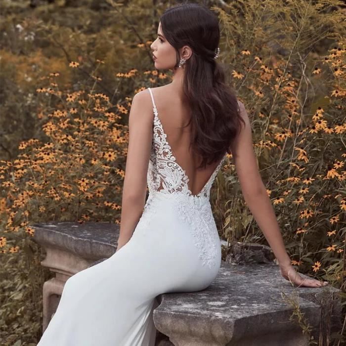 Robe De Mariee Sirene En Dentelle Sexy Bretelles Spaghetti Col En V Dos Nu Blanche Sans Manches Balayage couleurs blanc Blanc Cdiscount Pret a Porter