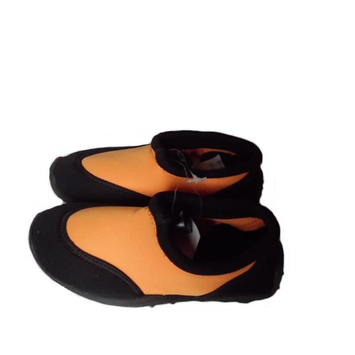 TMEOG Chaussures Aquatiques Enfant 22-33EU - Chaussures De Plage Antidérapantes Fille Garçon, Chaussons Piscine Pieds Nus Séchage Rapide