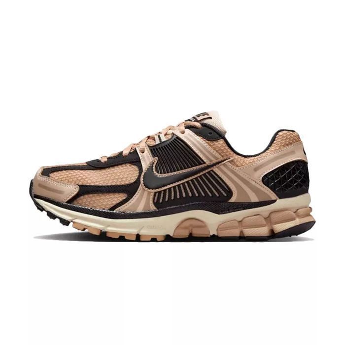 Nike Basket Femme Nike ZOOM VOMERO 5