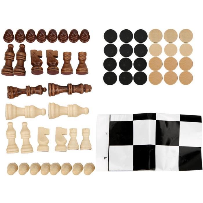 Jeu d'échecs en bois avec pièces d'échecs en bois servant de jeu de réflexion