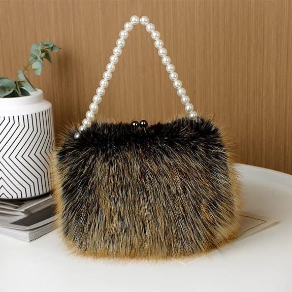 Sac a main avec fourrure sale