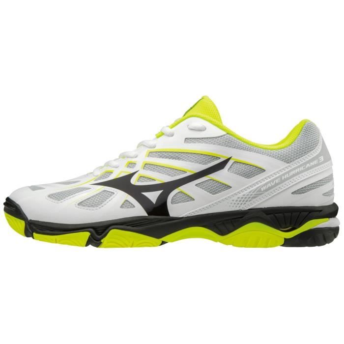 mizuno wave hurricane 3