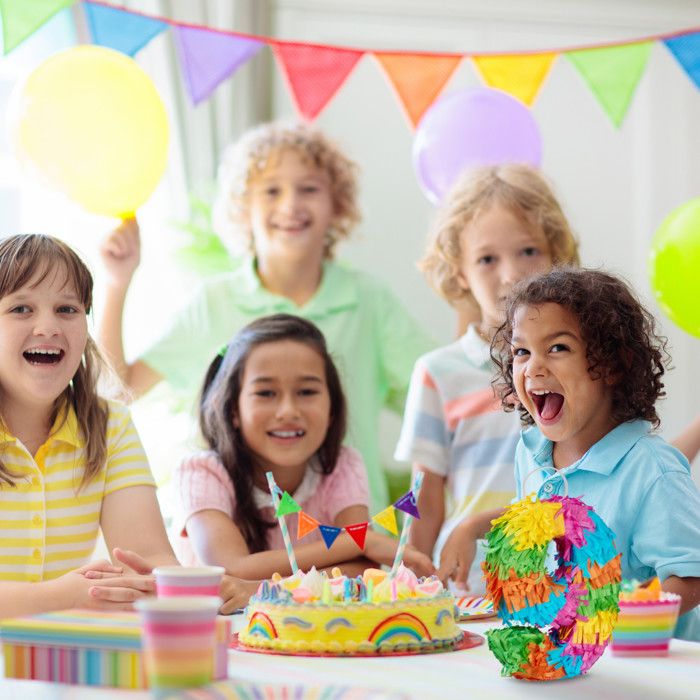 Piñata étoile Géante à Remplir – 43,5 X 45,5 Cm – Déco Anniversaire Enfant, Jeu De Fête Mexicain, à Suspendre Avec Crochets