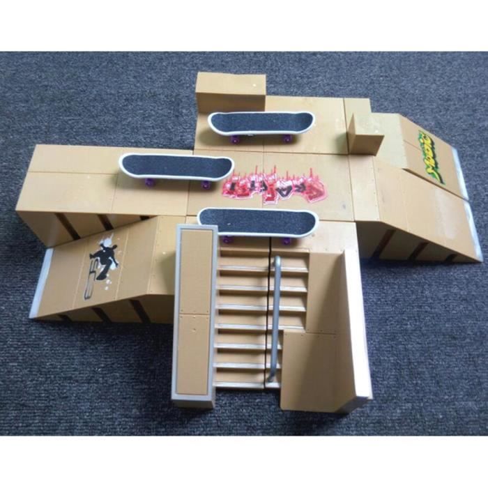 Wit Skate Park Icoon Geïsoleerd Met Lange Schaduw Set Van Helling Roller Trappen Gm1172252091 325111979