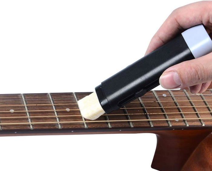 Nettoyant pour Guitare 2-en-1 : Entretien et Lubrification des Cordes pour une Performance Optimale