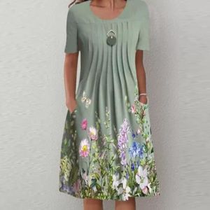 Robe grande taille moderne 2025