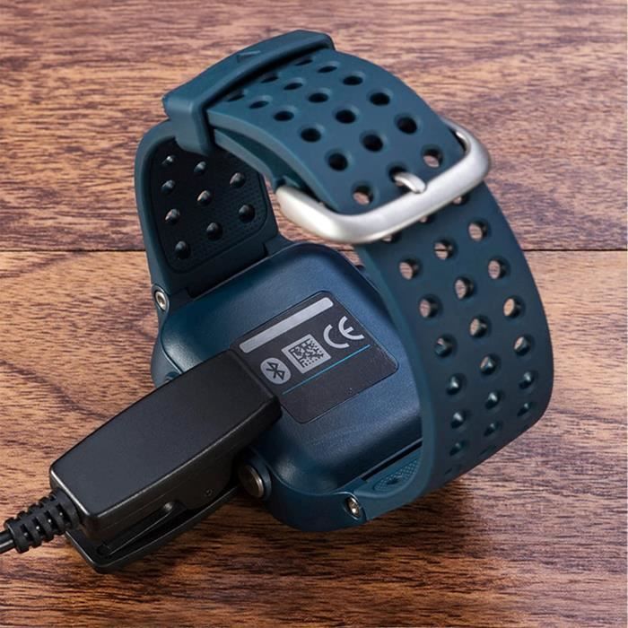 Garmin vivomove hr vs forerunner 35 2025