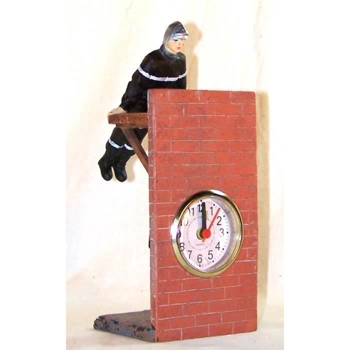 Horloge pompier sur planche