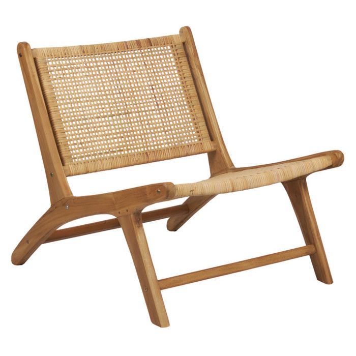 Fauteuil bas lounge incliné en bois de teck et cannage en rotin - SINA Meubletmoi Fauteuil bas lounge incliné en bois de teck et cannage en rotin - SINA Meubletmoi
