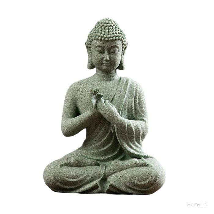 La Statue De Bouddha, Se Ferment Des Mains Pliées (Dhyana Mudra) Avec Une Fleur Image stock