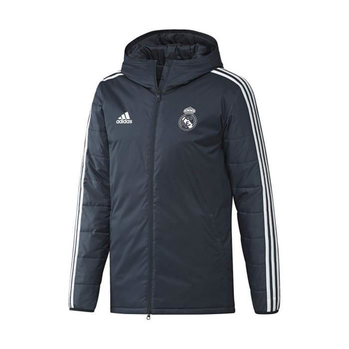 pull adidas foot