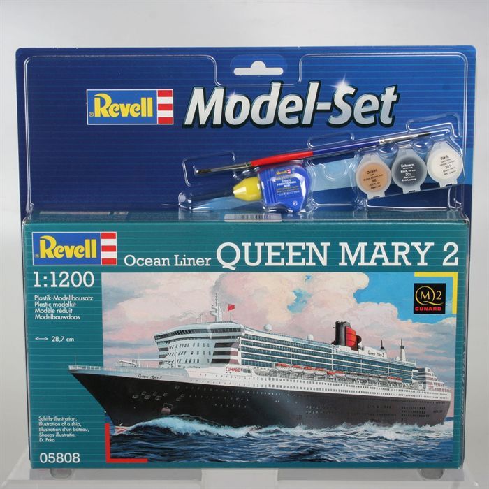 REVELL Model Set Queen Mary 2 Maquette à Construire, à Coller et à Peindre, Avec Accessoires