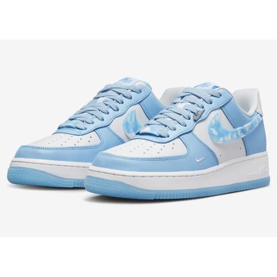 Nike AIR Force 1 Chaussures de Running Homme Bleu clair