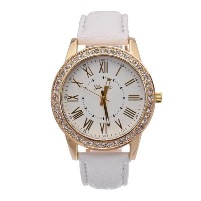 Montre élégante pour femme avec cadran étoile et bracelet en cuir