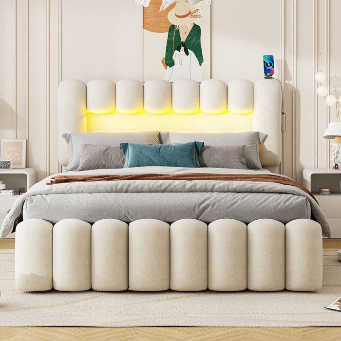 Lit adulte 160x200 cm avec 4 tiroirs, éclairage LED télécommandé, port de charge USB-C, sommier à lattes, velours, sans matelas, beige Lit adulte 160x200 cm avec 4 tiroirs, éclairage LED télécommandé, port de charge USB-C, sommier à lattes, velours, sans matelas, beige