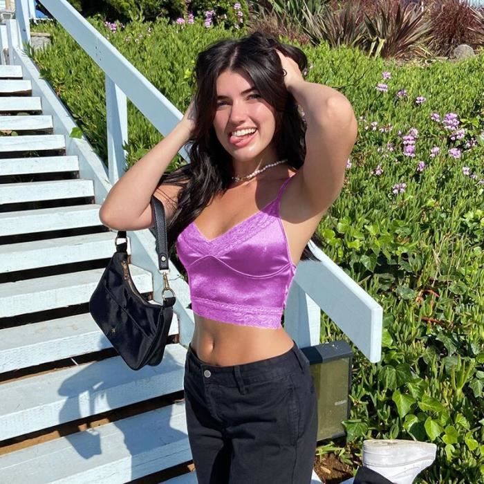 Gilet SUCHCUTE Spaghetti haut court femme Satin hauts Sexy t shirt dentelle Patchwork ete 2020 femmes Vintage sans Type crop top Blanc Cdiscount Pret a Porter