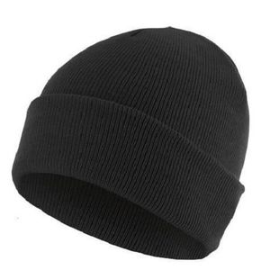1 bonnet court, homme, logo Breton n°2. Taille unique - fermeture par  scratch à l'arrière.