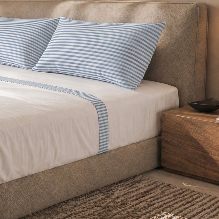 Parure de lit - THE WHITE STONE - 90x200 (1 place) - 100% coton - Rayures bleu clair - Hypoallergénique Parure de lit - THE WHITE STONE - 90x200 (1 place) - 100% coton - Rayures bleu clair - Hypoallergénique