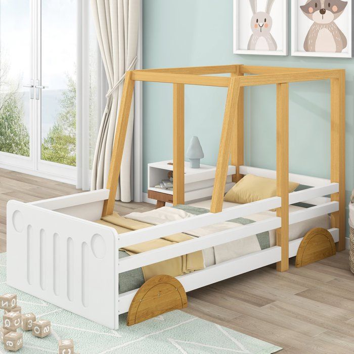 Lit voiture enfant avec roues en MDF lit garcon avec cadre en pin blanc + naturel (90x200cm)