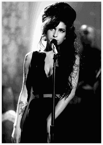 Poster Toile Amy Winehouse 60x90 Cm - Affiche Murale Déco Chambre, Art Moderne, Impression Haute Qualité