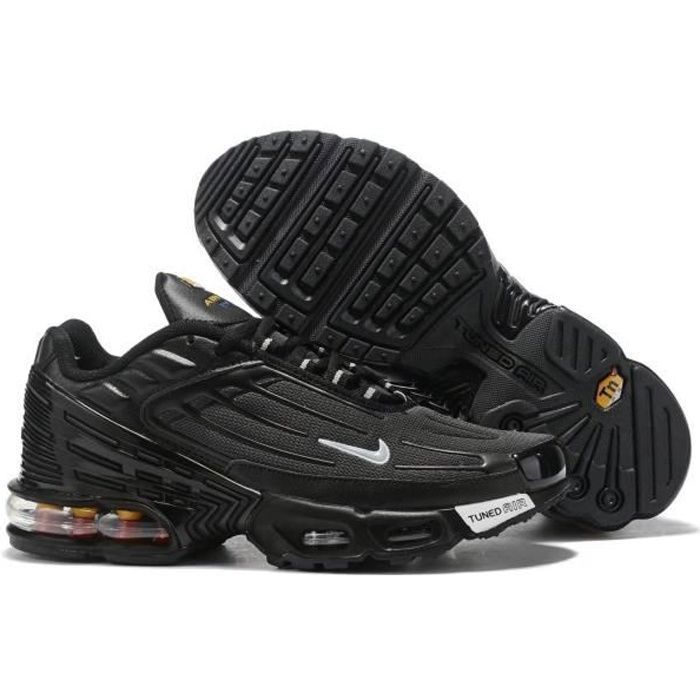 BASKET NIKE TN AIR MAX PLUS NOIR ET BLANC