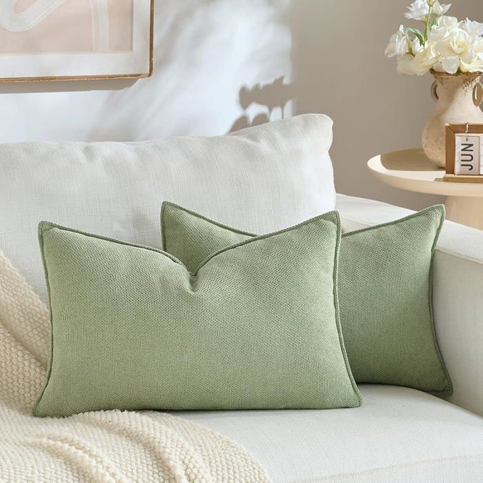 Lot de 2 Housses de Coussin 50 x 70 cm Vert Sauge Chenille au décor Moderne Design uni et Neutre avec 70 X 50 CM  HOUSSE DE COUSSIN