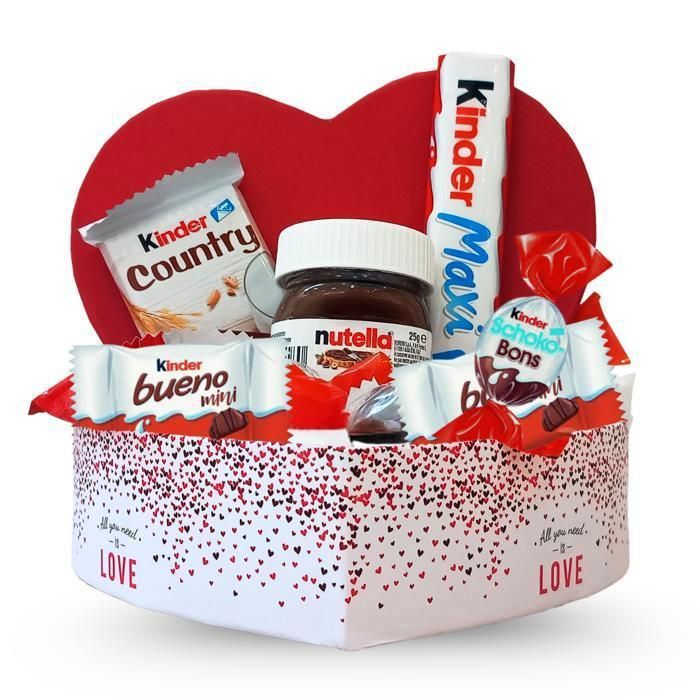 Coffret Cœur garni de 25 chocolats Kinder et un mini pot de pâte à
