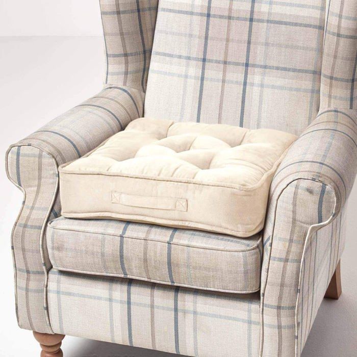 Coussin dassise - Homescapes - Crème - 50 x 50 x 10 cm - Suédine - Confort intérieur Coussin dassise - Homescapes - Crème - 50 x 50 x 10 cm - Suédine - Confort intérieur