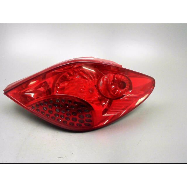 FEU ARRIERE DROIT PEUGEOT 207 2007 - 00075-00315010-00001152