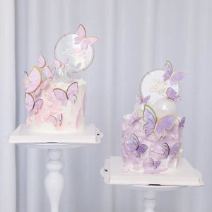 pochoir papillon pour réaliser un décor de gâteau sur le thème de la nature