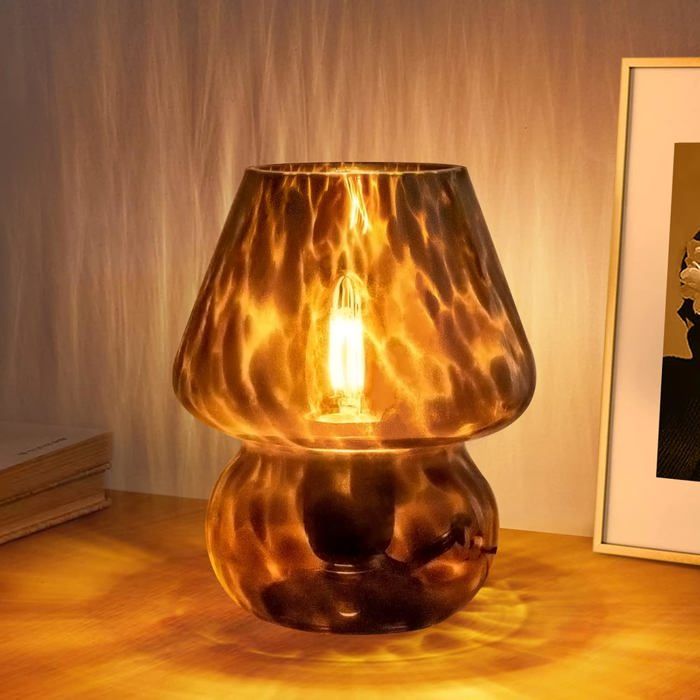 Lampe décorative en forme de champignon lustre en verre transparent idéal pour le salon et la chambre.