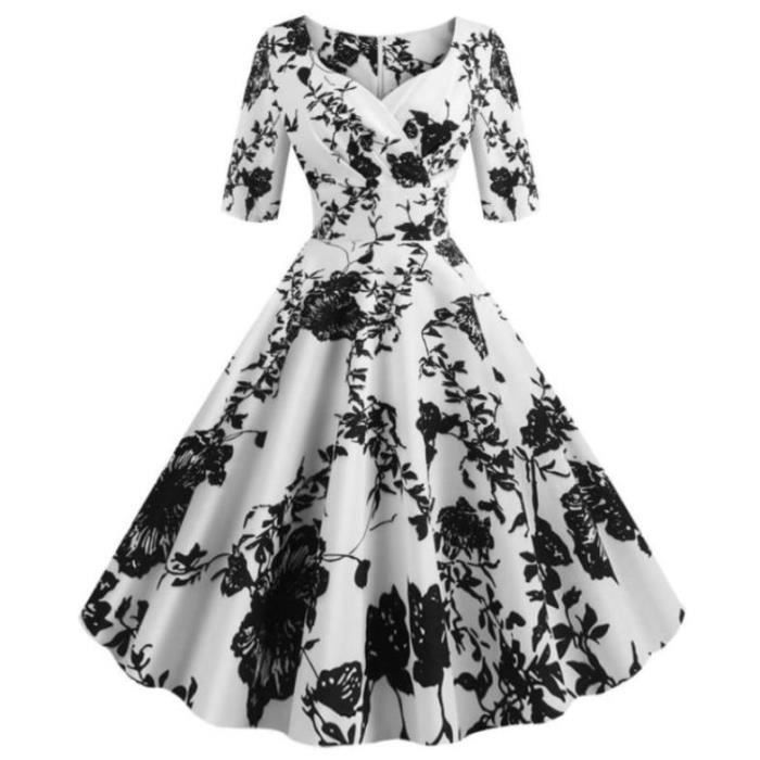 Robe année 50 manche sales longue