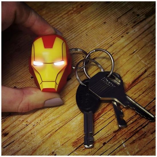 Porte clés avec charm mousqueton long marvel Iron man