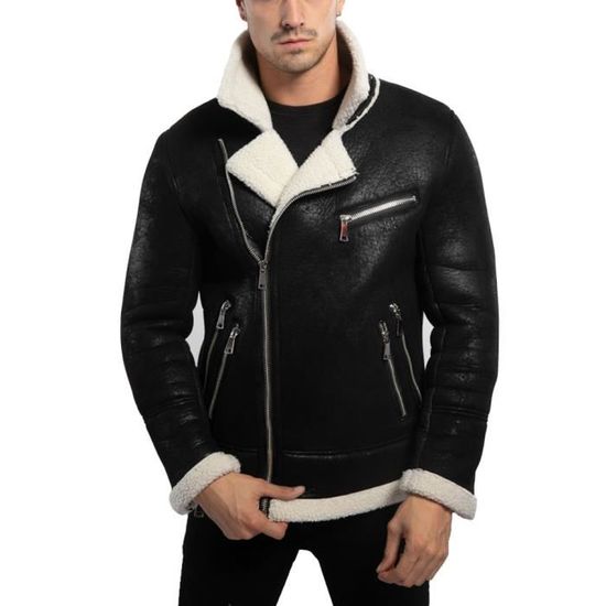 Manteau gothique Lolita noir PYON PYON agrémenté de fausse fourrure Manteau gothique Lolita noir PYON PYON agrémenté de fausse fourrure